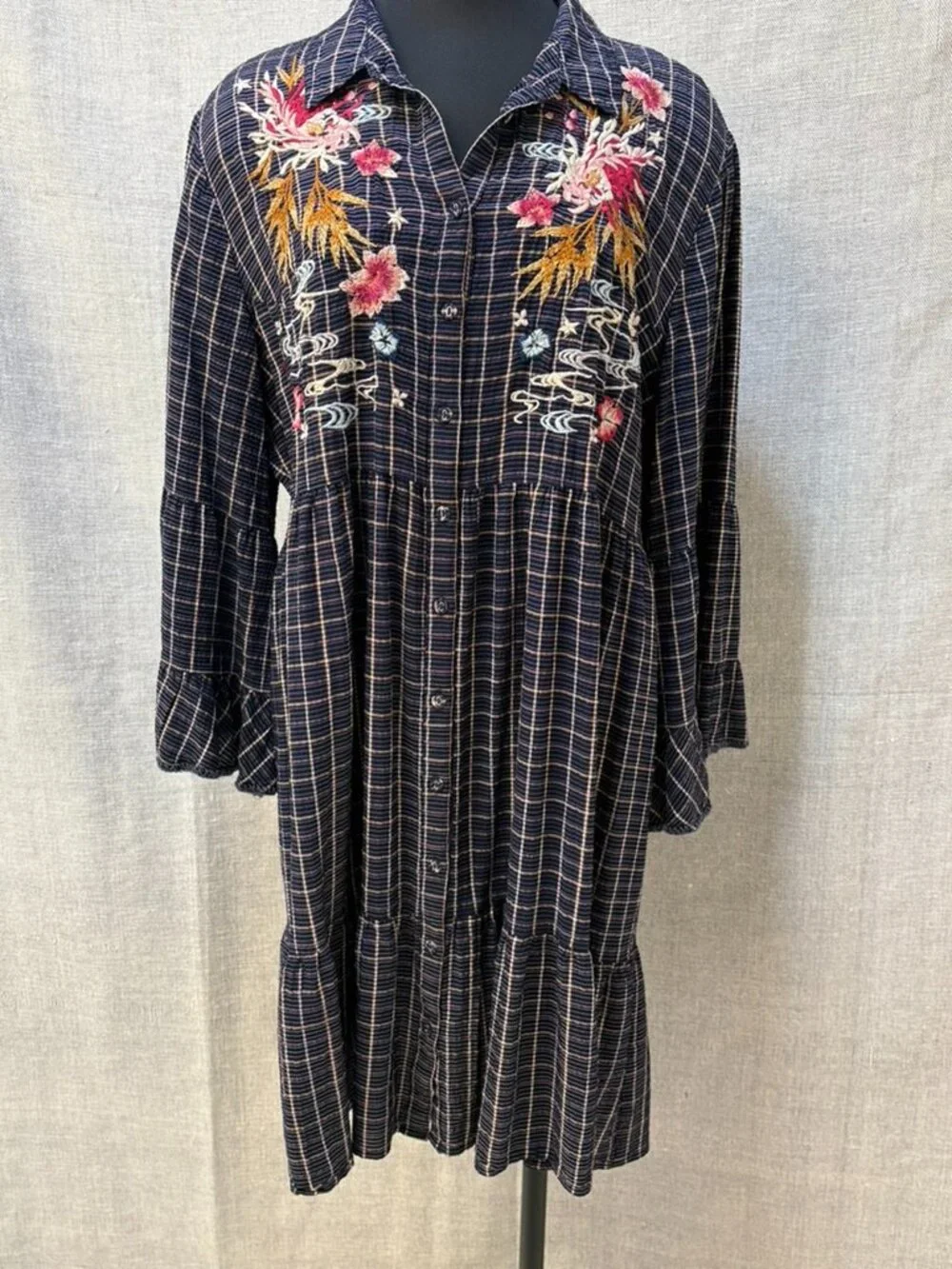 Johnny Was Emiko Easy Tiered Dress, Navy Plaid XL - Picture 4 of 16